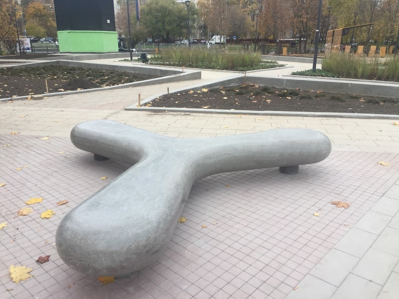 Скамья из бетона «Бумеранг»